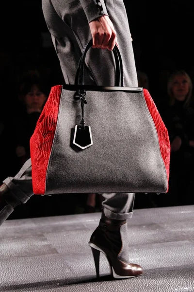 Look 46